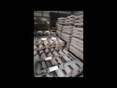 نقدم لك بطانات شل مطحنة الكرة المصنوعة من الصلب المنغنيز العالي ولوحة البطانة المغناطيسية