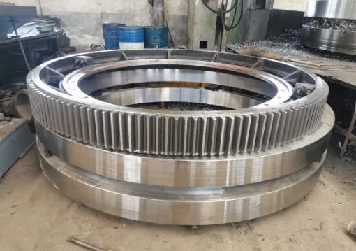 GS42CrMo4 سبائك الصلب المصبوب مطحنة العتاد الدائري والعتاد لمطحنة التعدين