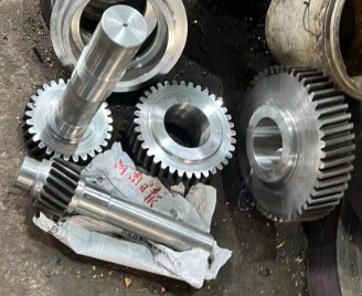 صب الصلب سبيكة وتصنيع معدات الدفع للدراجات الحرارية